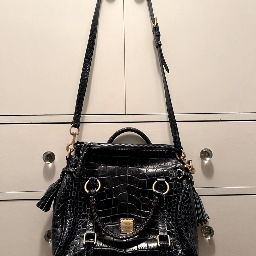 Dooney and Bourke Large Blue Croco Embossed Leather Satchel GUC